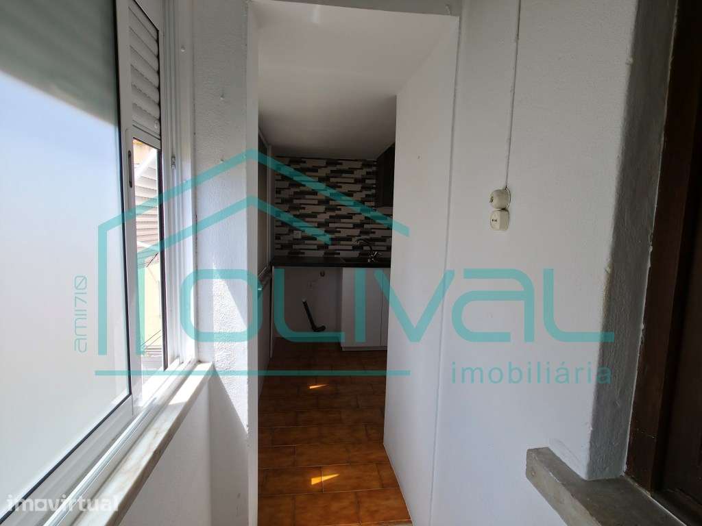 Agradável T2 para arrendar no centro de Alverca - Grande imagem: 5/11