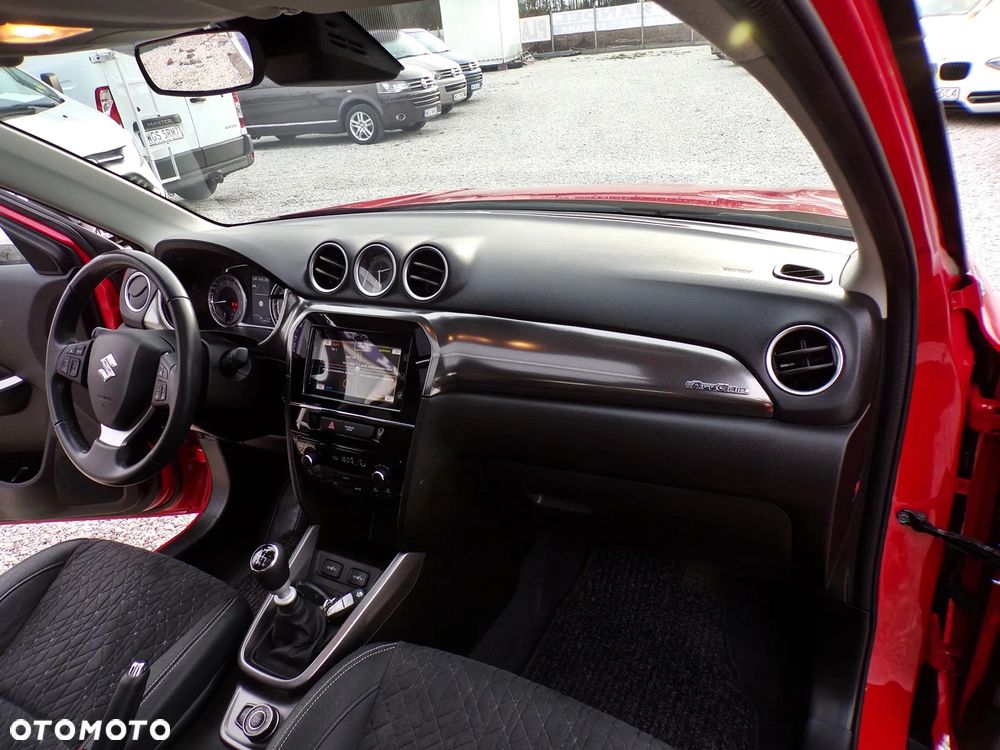 Suzuki Vitara 1.4 Boosterjet Hybrid Allgrip Comfort+ - 16