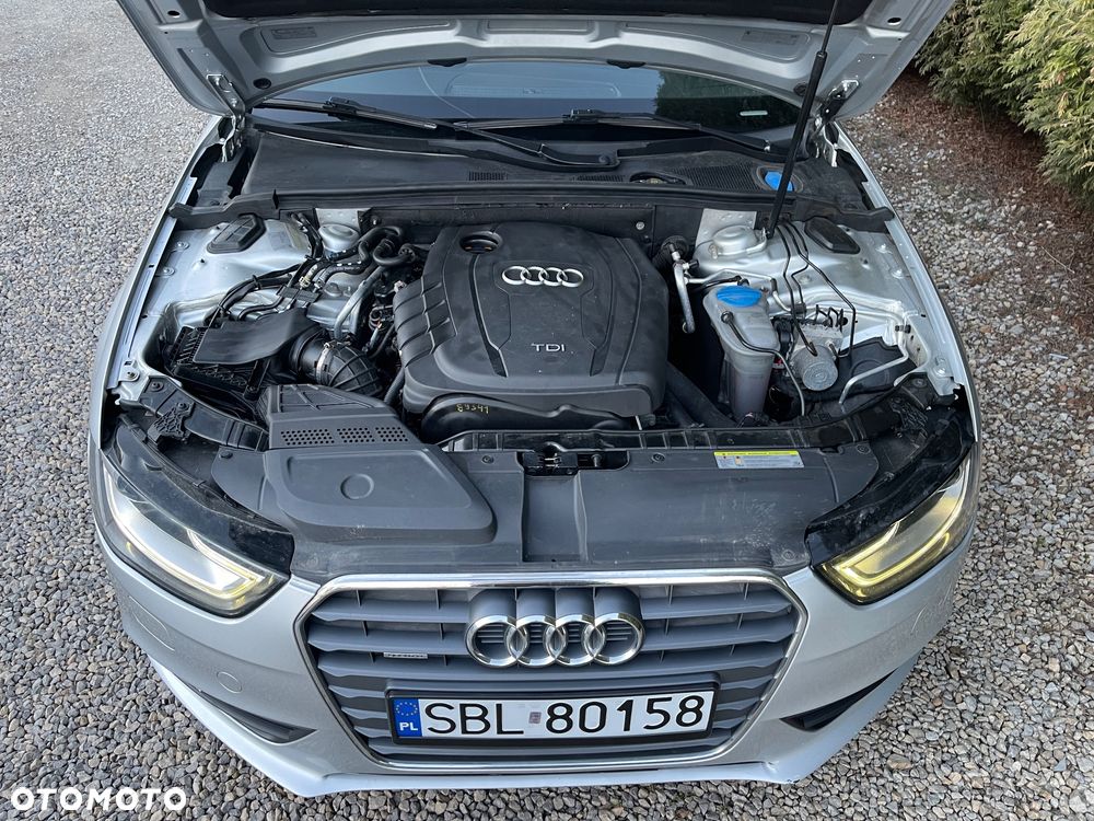 Audi A4 Limousine 2.0 TDI DPF quattro S tronic Attraction - 15