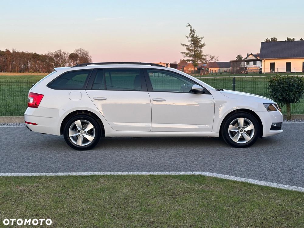 Skoda Octavia 1.6 TDI Ambition - 12