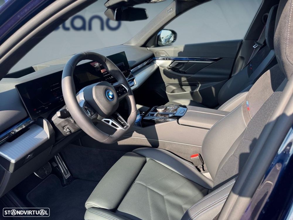 BMW i5 eDrive40 Pack Desportivo M Pro - 8