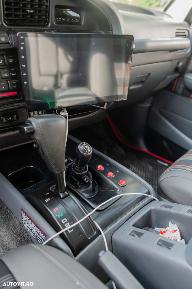 Toyota Land Cruiser - 7