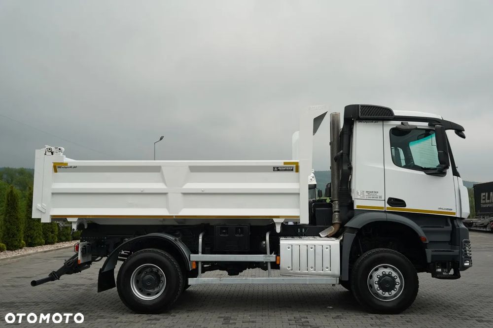 Mercedes-Benz AROCS 2038 / 4x4 / WYWROTKA 2 STRONNA / HYDROBURTA / AUTOMAT / - 18