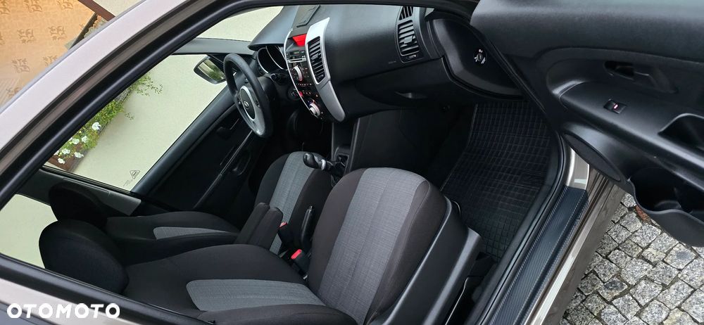 Kia Venga 1.4 M - 21