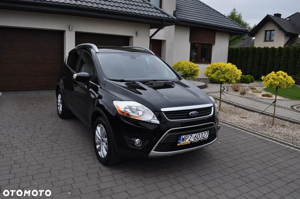 Ford Kuga 2.0 TDCi 2x4 Titanium - 13