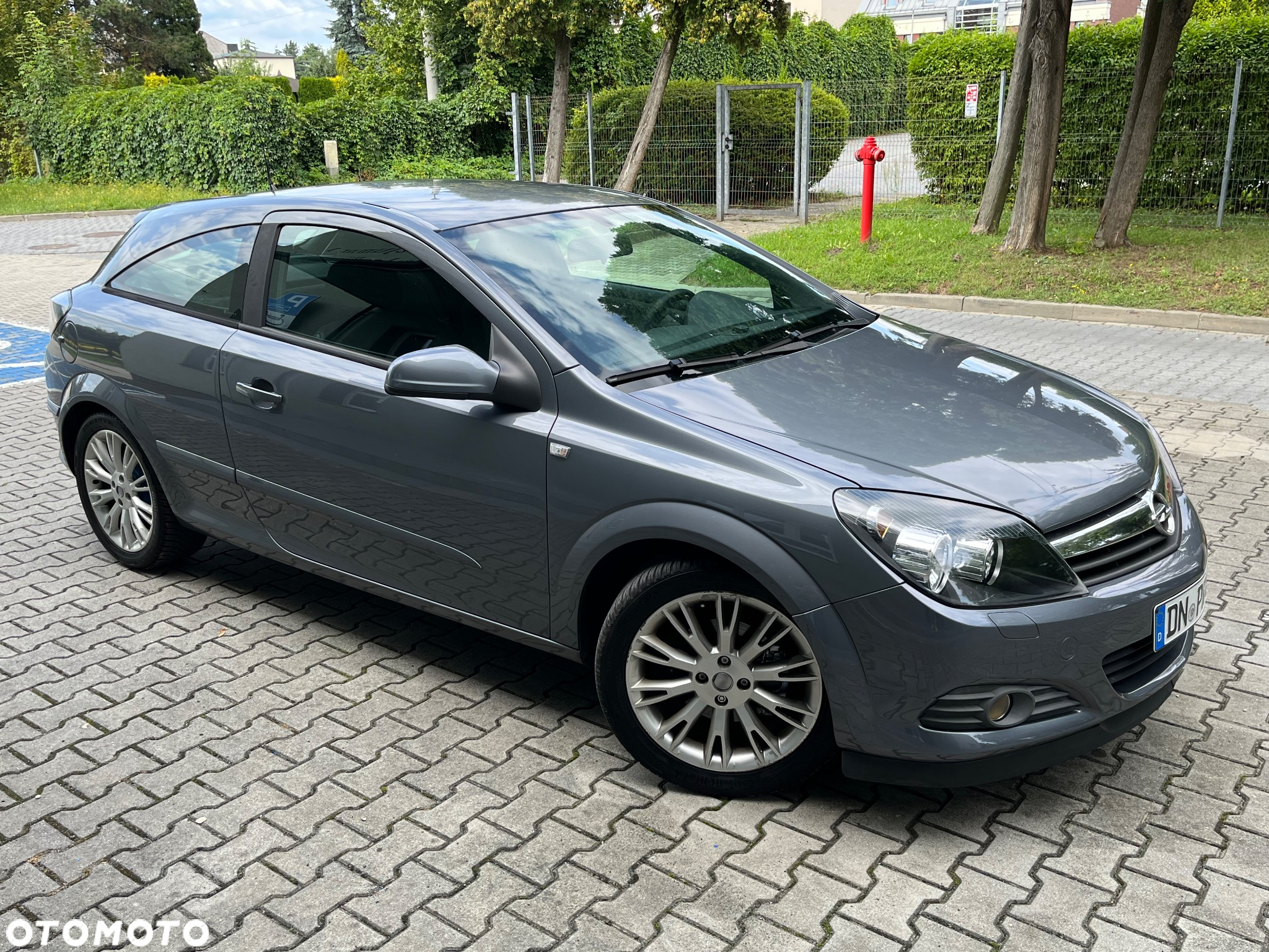 Opel Astra GTC 1.4 Easytronic - 10