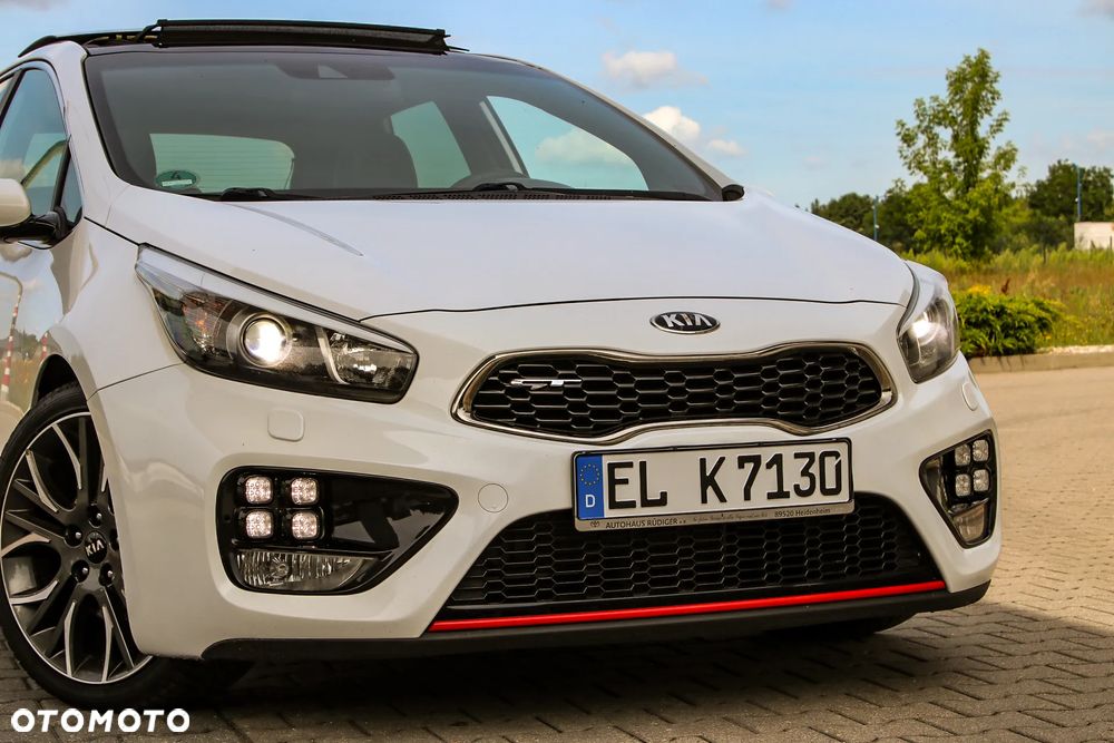 Kia Ceed 1.6 T-GDI GT-Track - 17