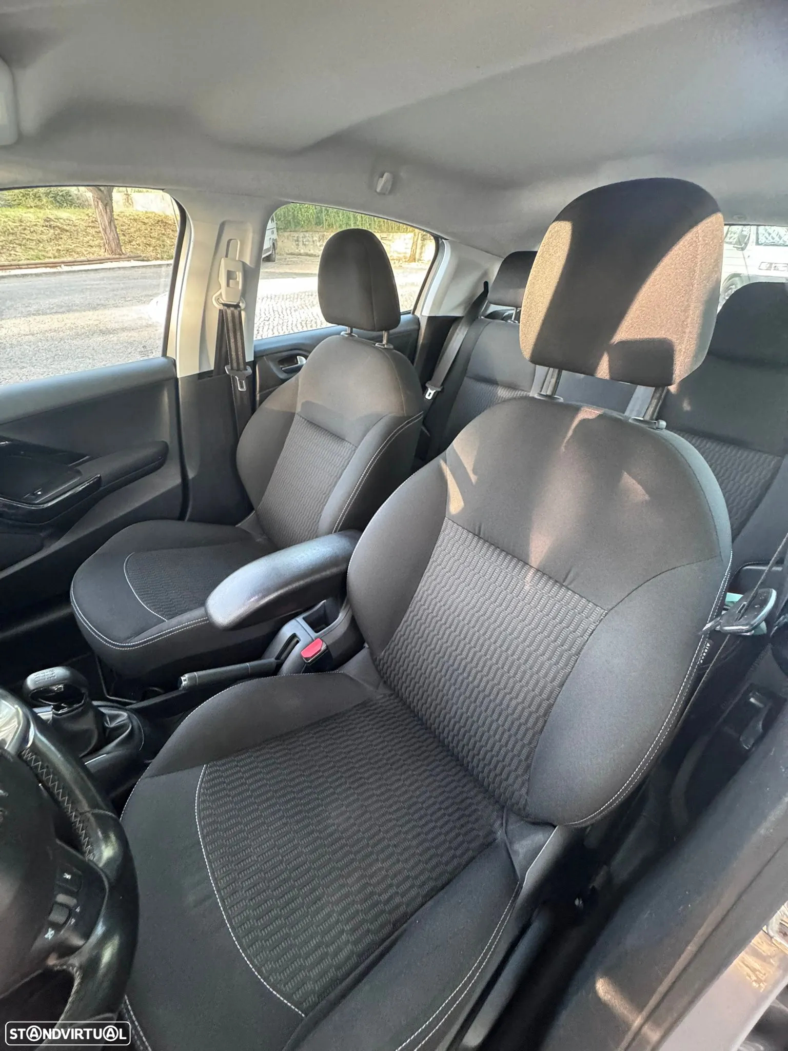 Peugeot 208 1.5 BlueHDi Active - 15