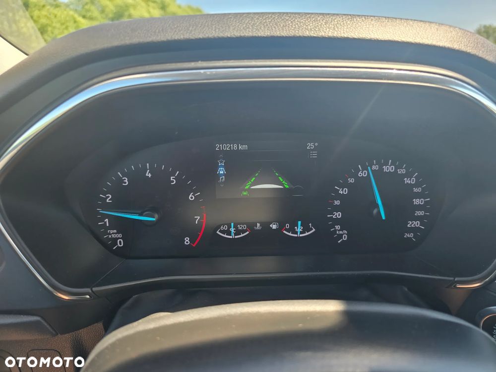 Ford Focus 1.5 EcoBoost Titanium Business - 38