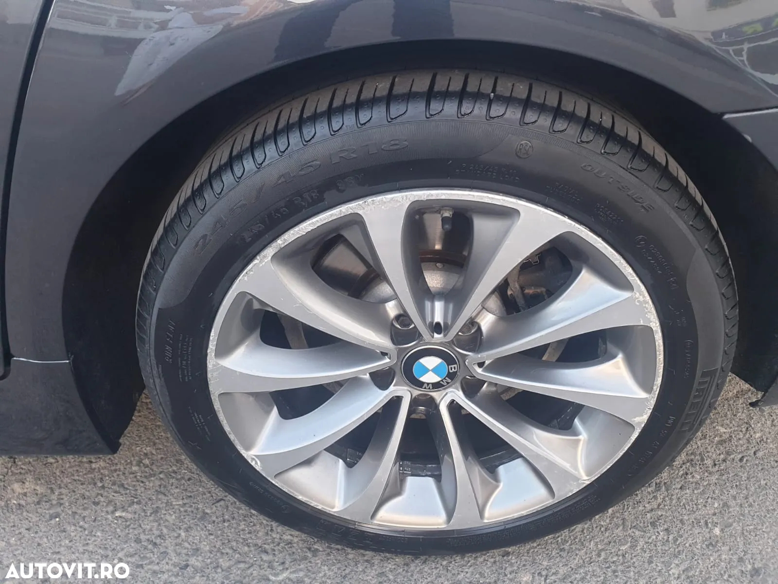 BMW Seria 5 525d xDrive AT - 17