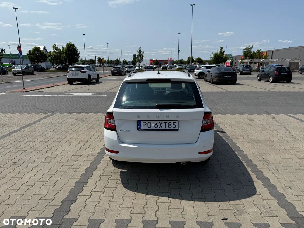 Skoda Fabia - 4