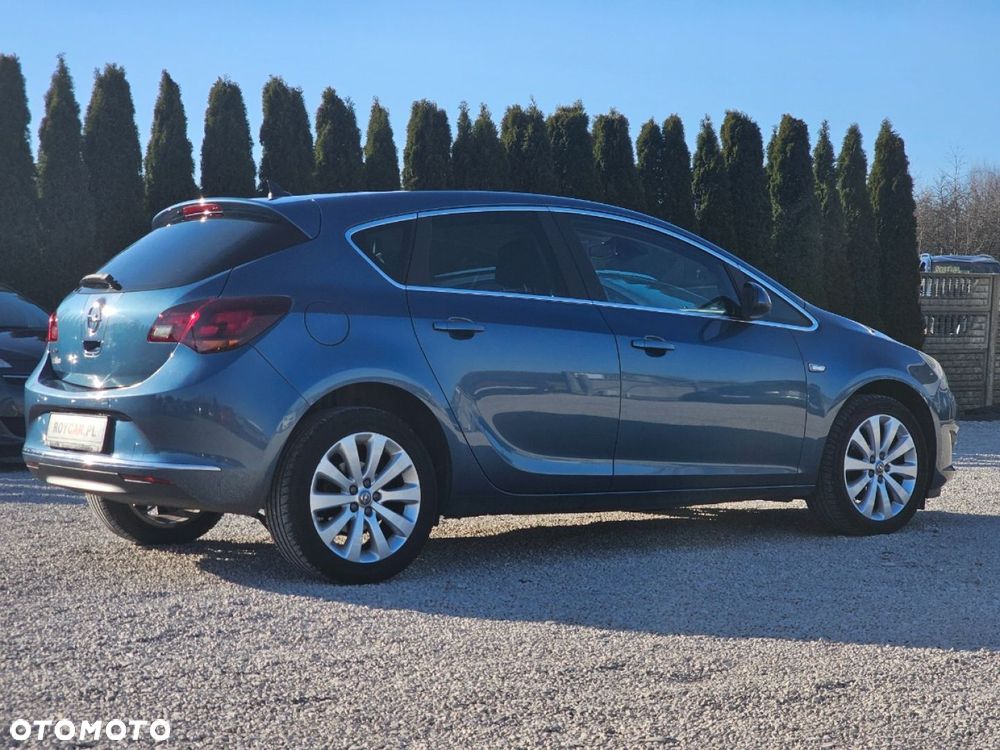 Opel Astra - 9