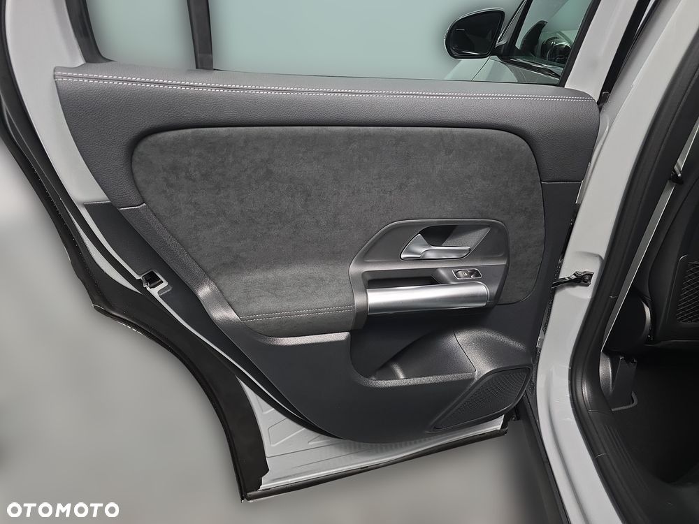 Mercedes-Benz GLA 200 mHEV AMG Line 7G-DCT - 10