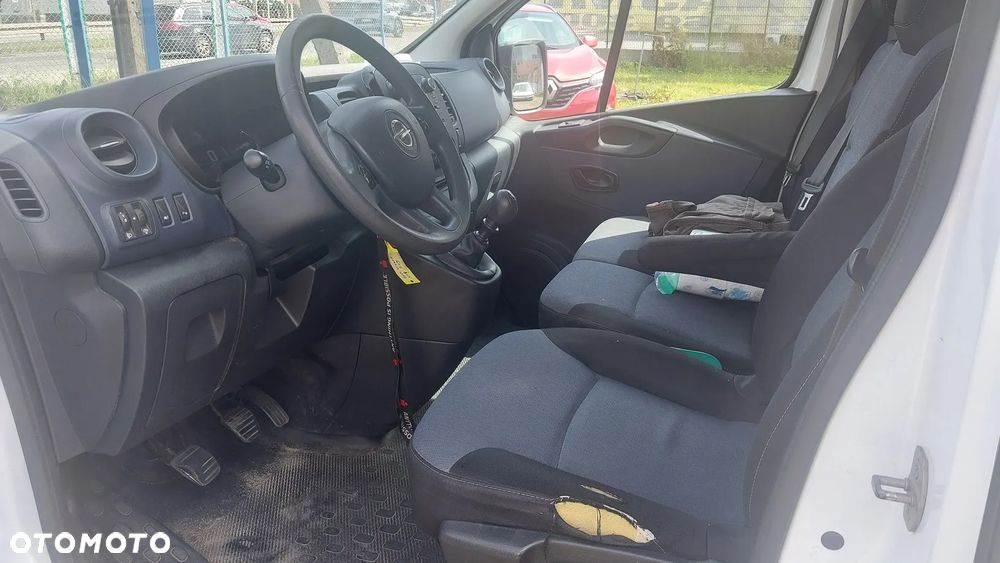 Opel Vivaro L2H1 2,9t Edition - 9