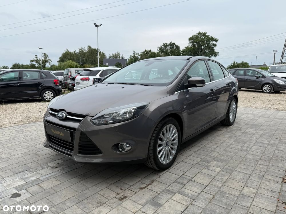 Ford Focus 1.6 Ti-VCT Sport - 11