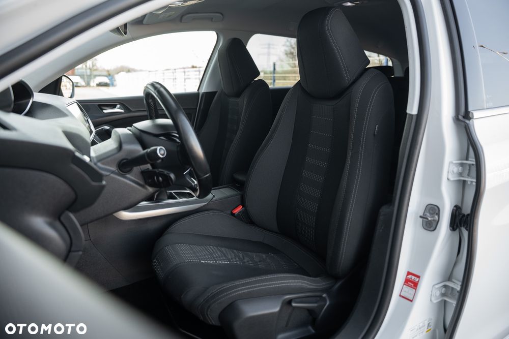 Peugeot 308 2.0 HDi Active - 24