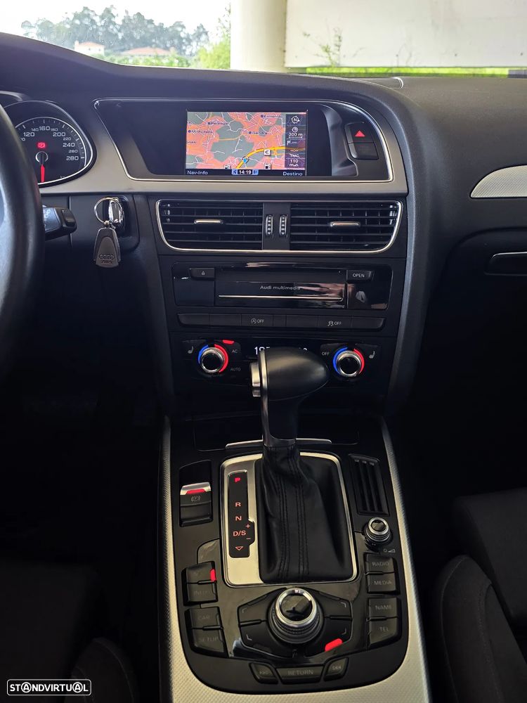 Audi A4 Avant 2.0 TDI Multitronic - 22