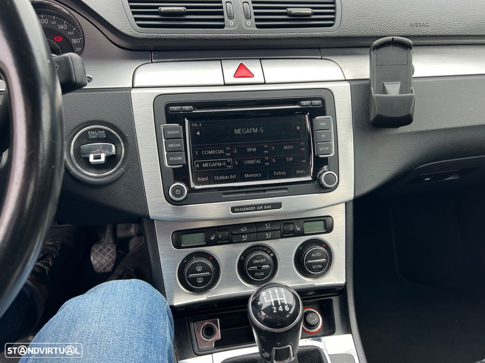 VW Passat 2.0 TDI Highline - 10