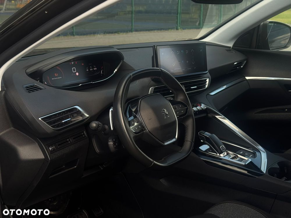 Peugeot 5008 PureTech 130 EAT8 Stop & Start Roadtrip - 27