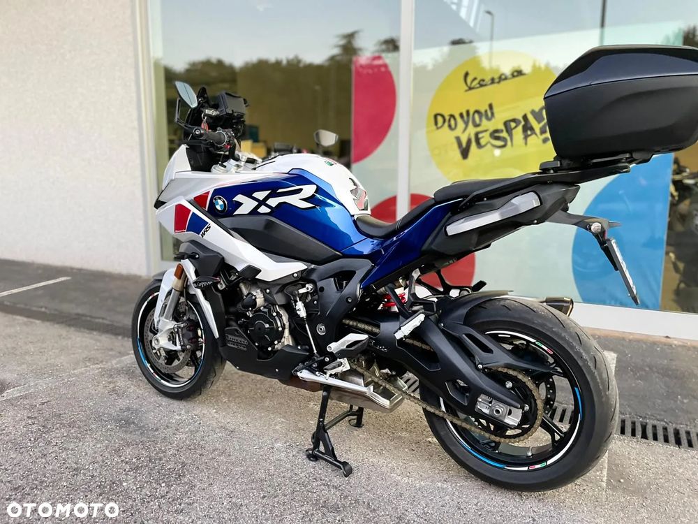 BMW XR - 7