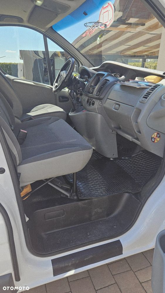 Opel Vivaro ECO FLEX 2.0 diesel - 23