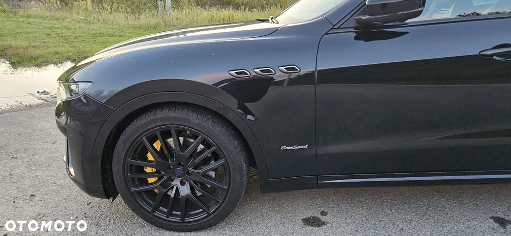 Maserati Levante - 5