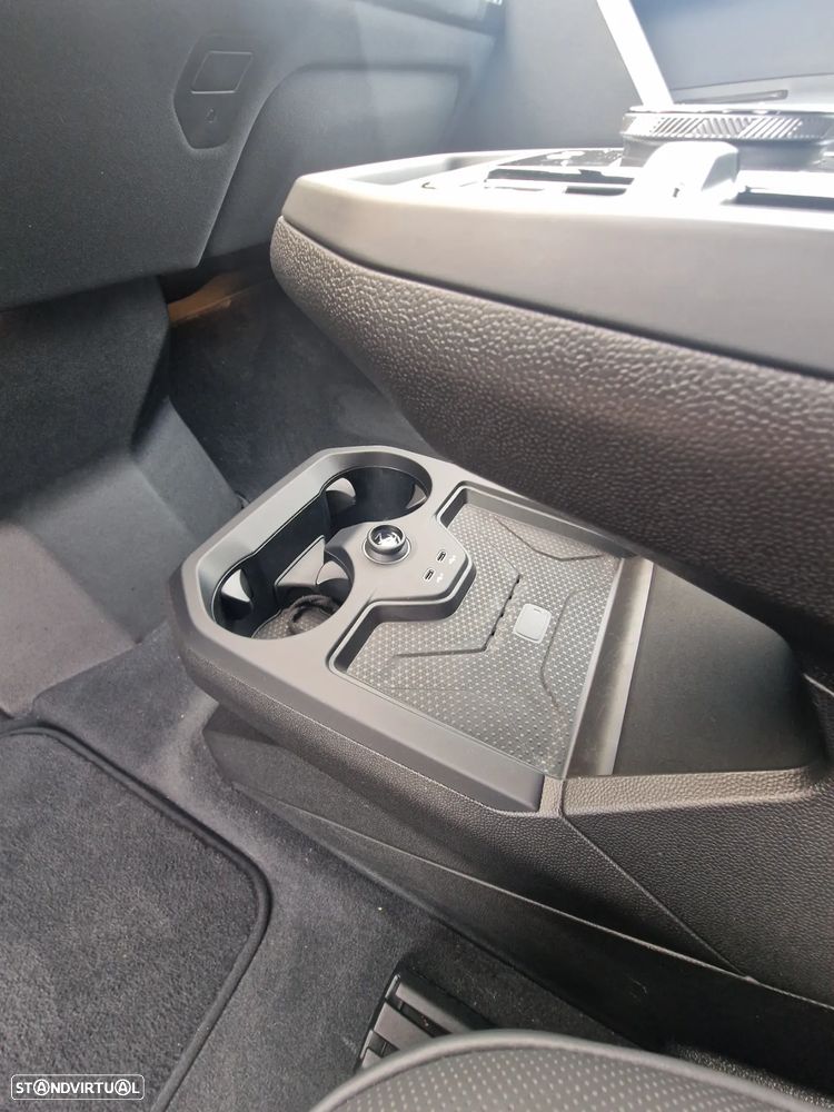 BMW iX xDrive45 - 28