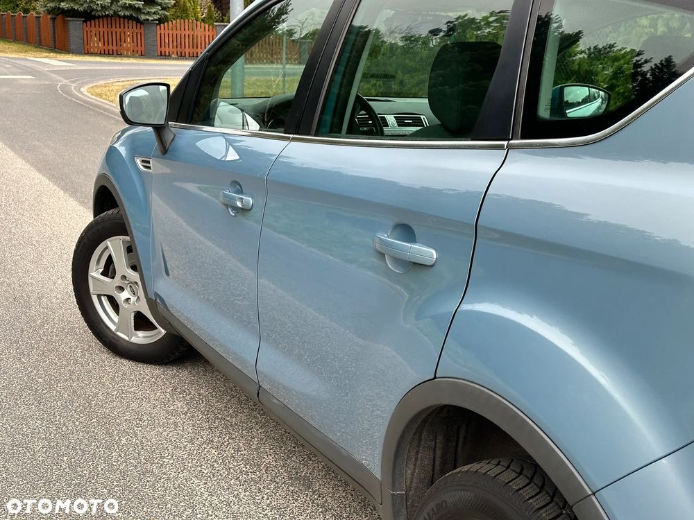 Ford Kuga 2.0 TDCi 2x4 Trend - 14
