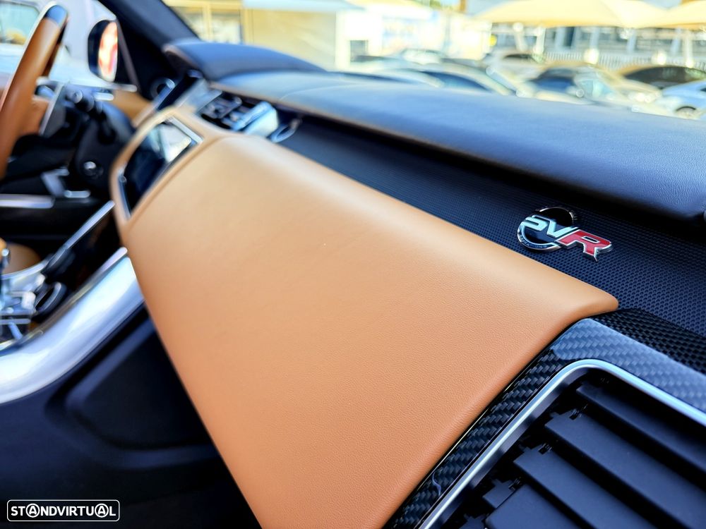 Land Rover Range Rover Sport P575 5.0 V8 SVR Carbon Edition - 34