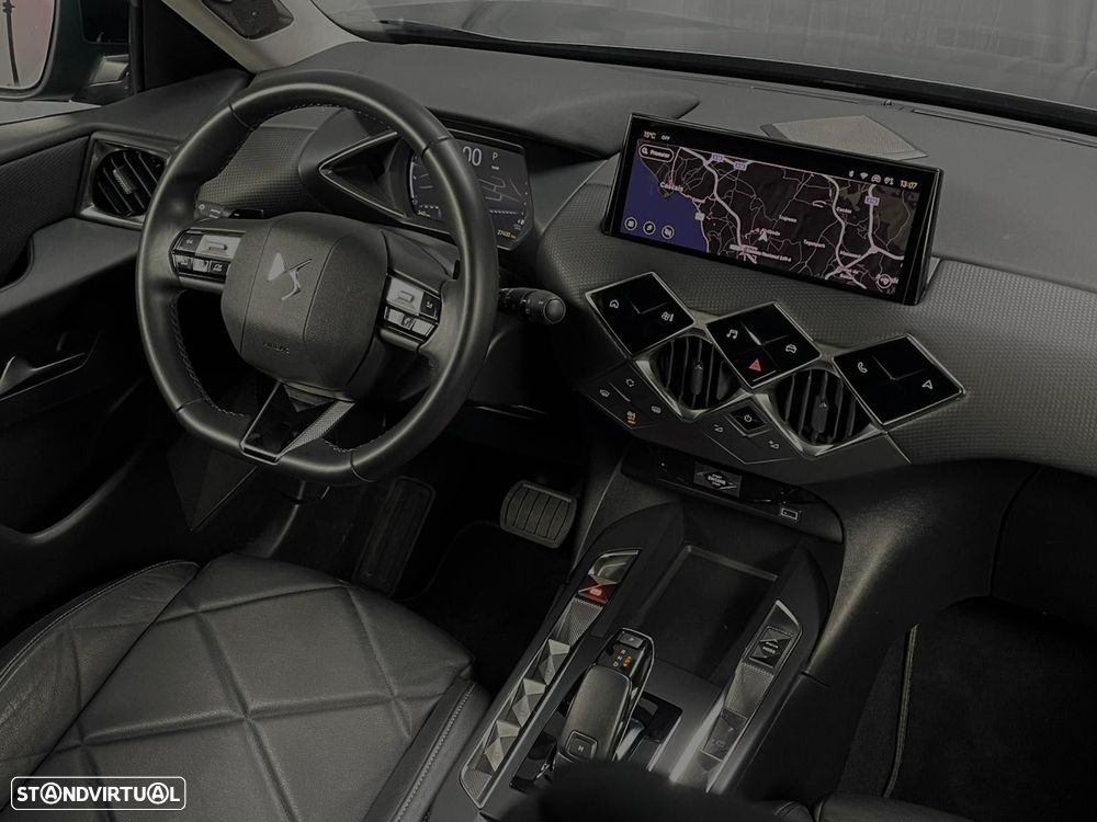 DS DS3 1.2 PureTech Rivoli EAT8 - 12