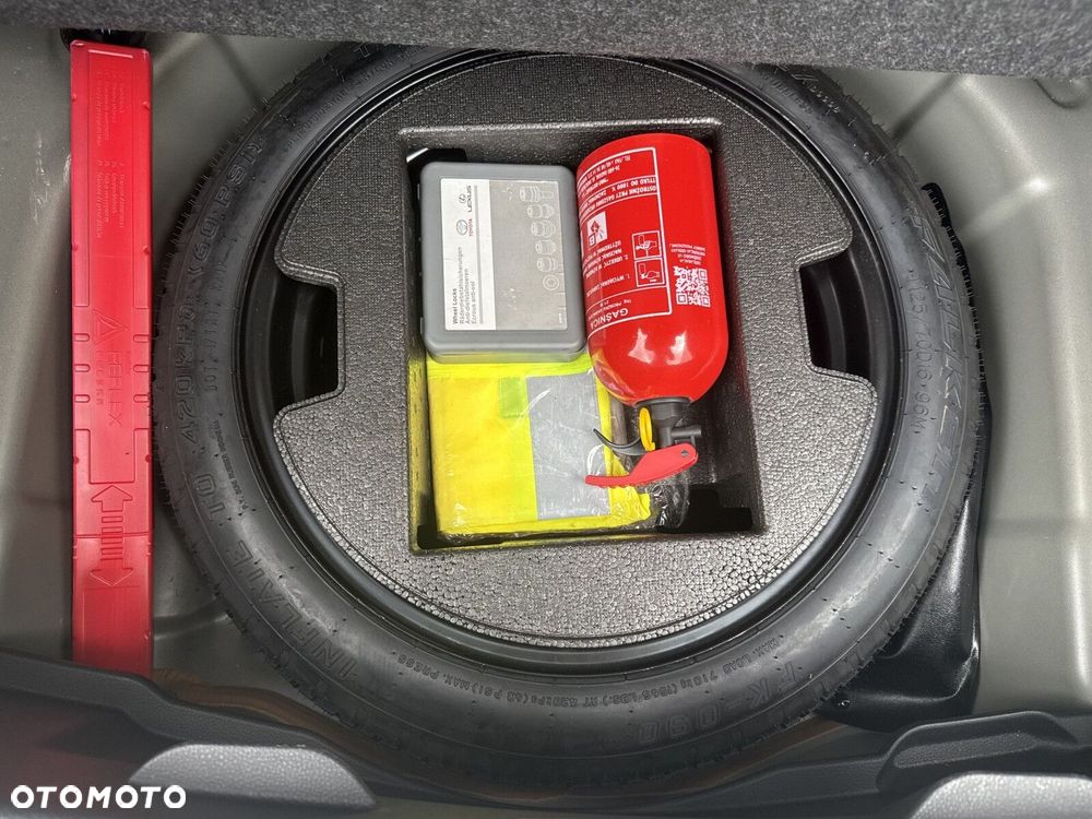 Toyota Yaris - 34