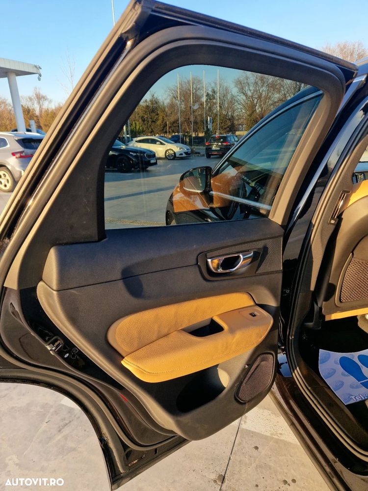 Volvo XC 60 B4 D AWD Geartronic Inscription - 11