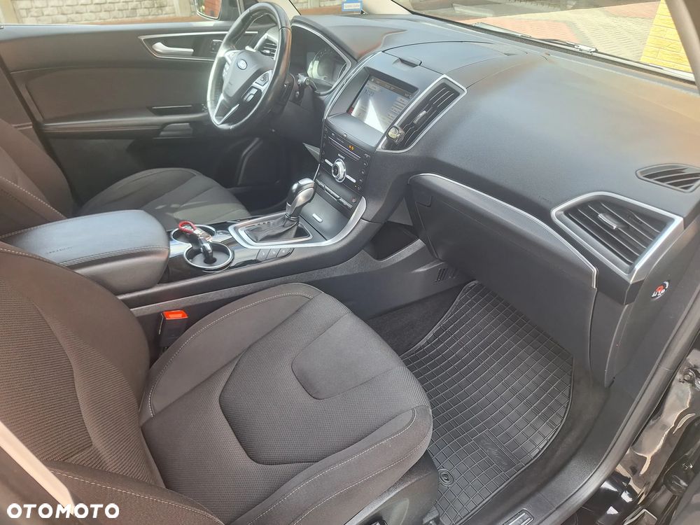 Ford S-Max 2.0 TDCi Titanium PowerShift - 34