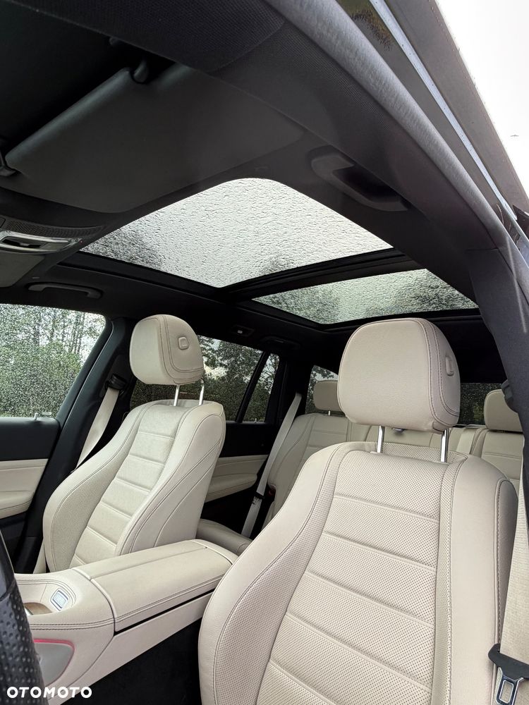 Mercedes-Benz GLS - 19