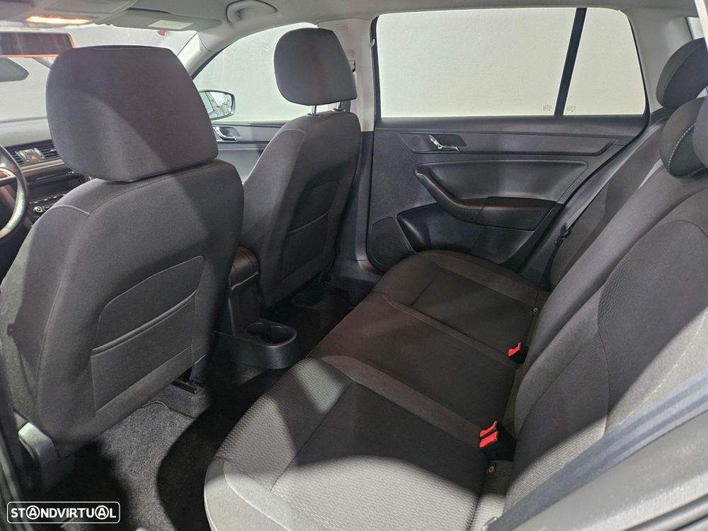 Skoda Rapid Spaceback 1.2 TSi Ambition - 12