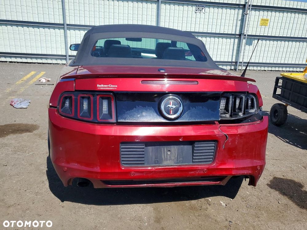 Ford Mustang 3.7 V6 Premium - 7