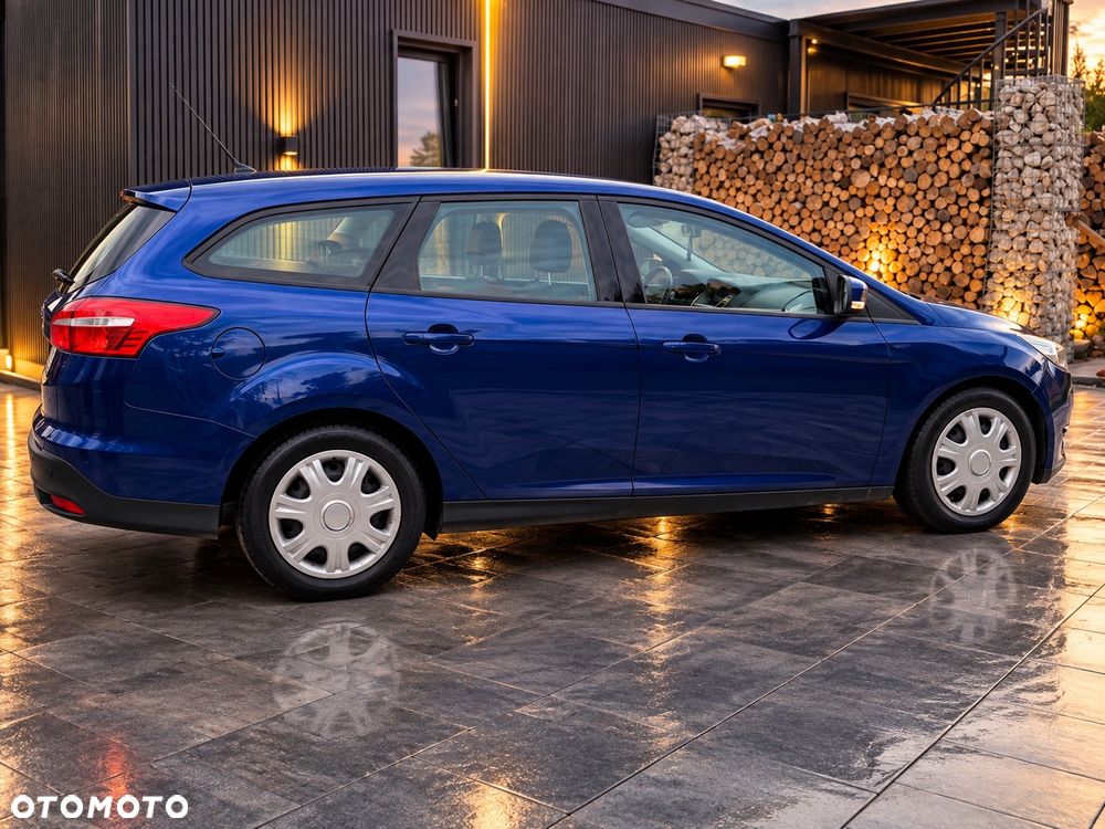 Ford Focus 1.5 TDCi SYNC Edition - 3