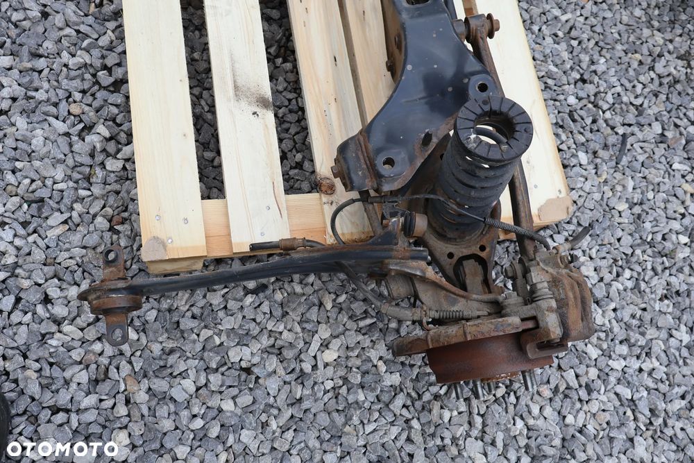 KIA CEED I 1.4 1.6 2.0 KOMBI BELKA ZAWIESZENIA TYŁ TYLNA TRAWERS SANKI 06-12 WAHACZE - 2