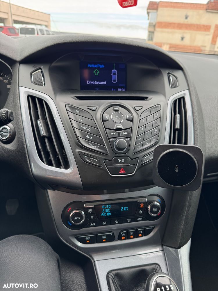 Ford Focus 1.6 TDCi DPF Titanium - 9