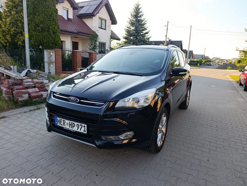 Ford Kuga 2.0 TDCi 2x4 Titanium - 18