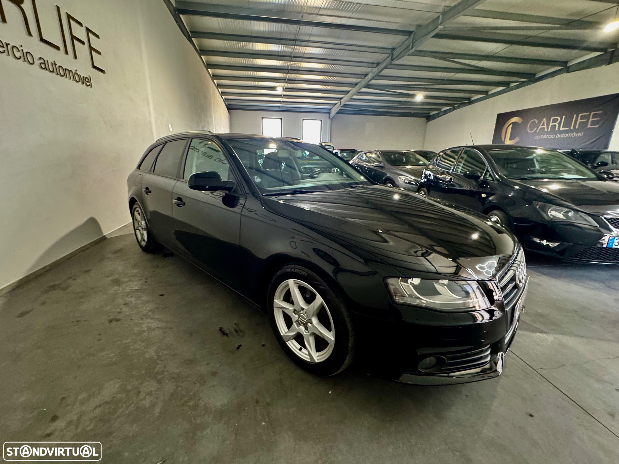 Audi A4 Avant 2.0 TDI Business Line Sport - 4