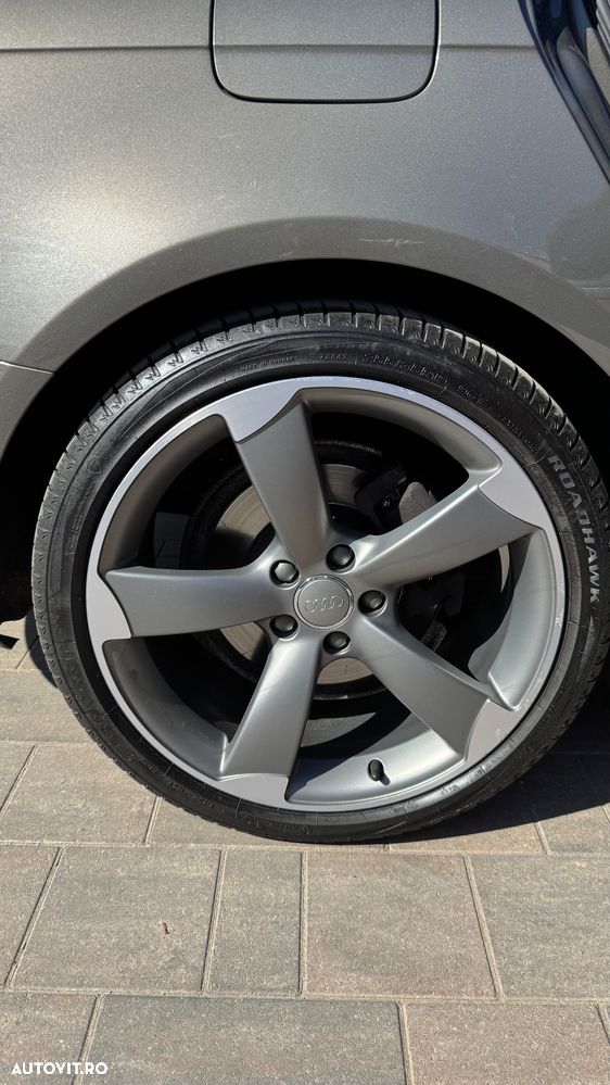 Audi A4 2.0 TDI DPF multitronic S line Sportpaket - 9