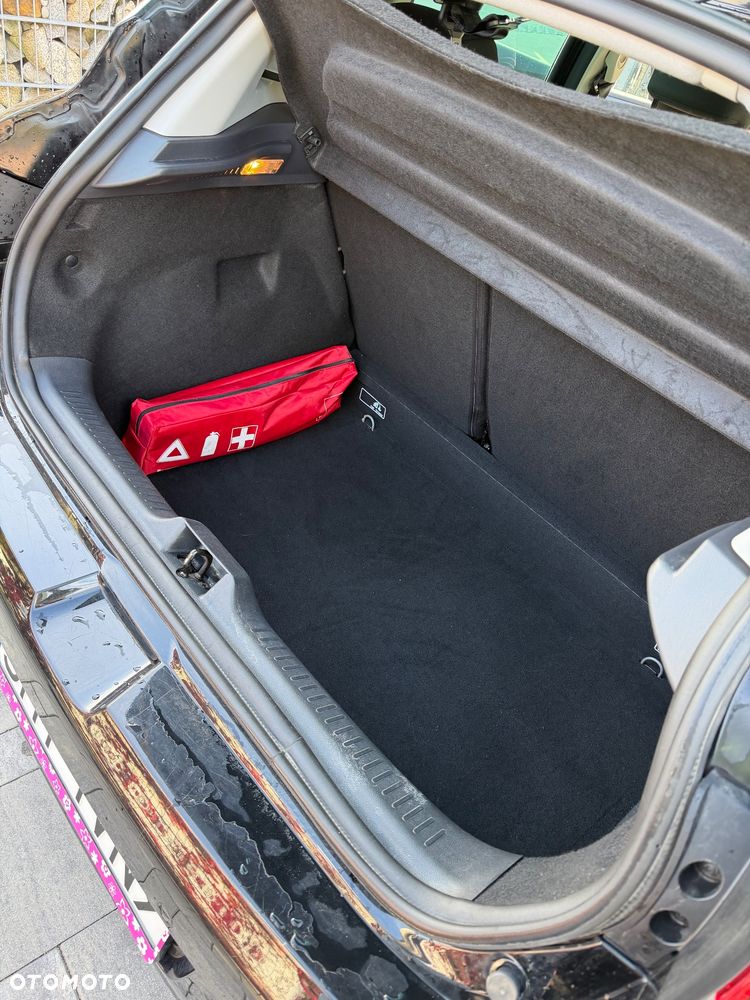 Renault Clio - 24