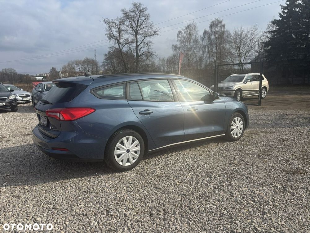 Ford Focus - 11