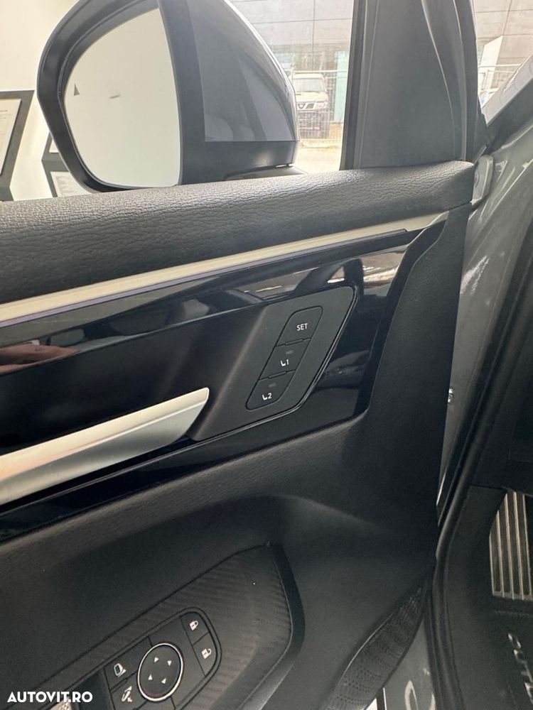 Mitsubishi Outlander - 14