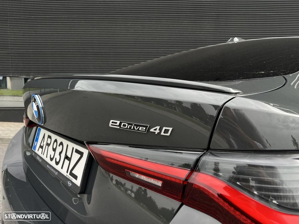 BMW i4 eDrive40 Pack Desportivo M - 25
