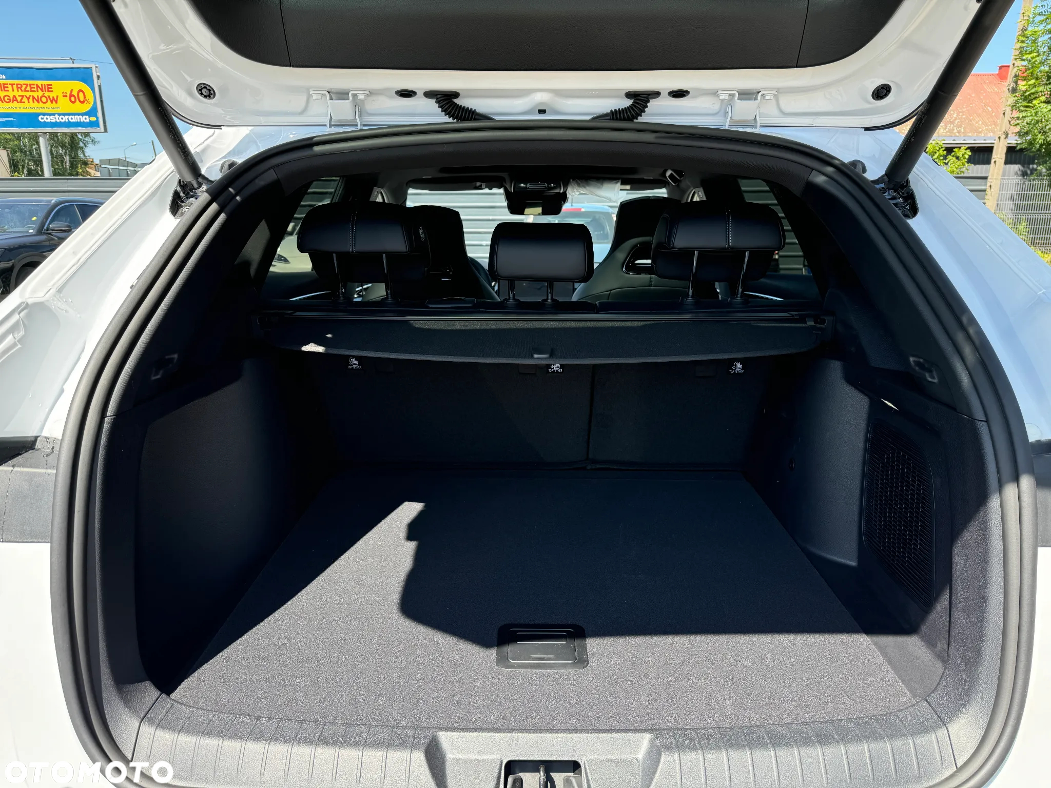 BYD Seal U 1.5T DM-i Design AWD - 9