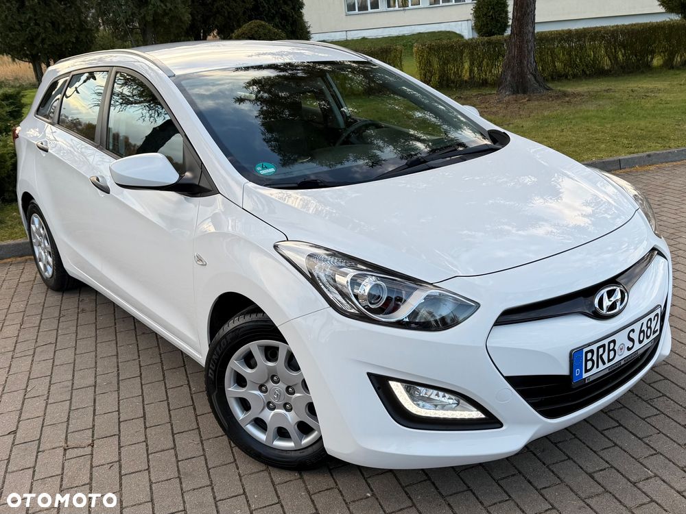 Hyundai i30 Fifa World Cup Edition - 15