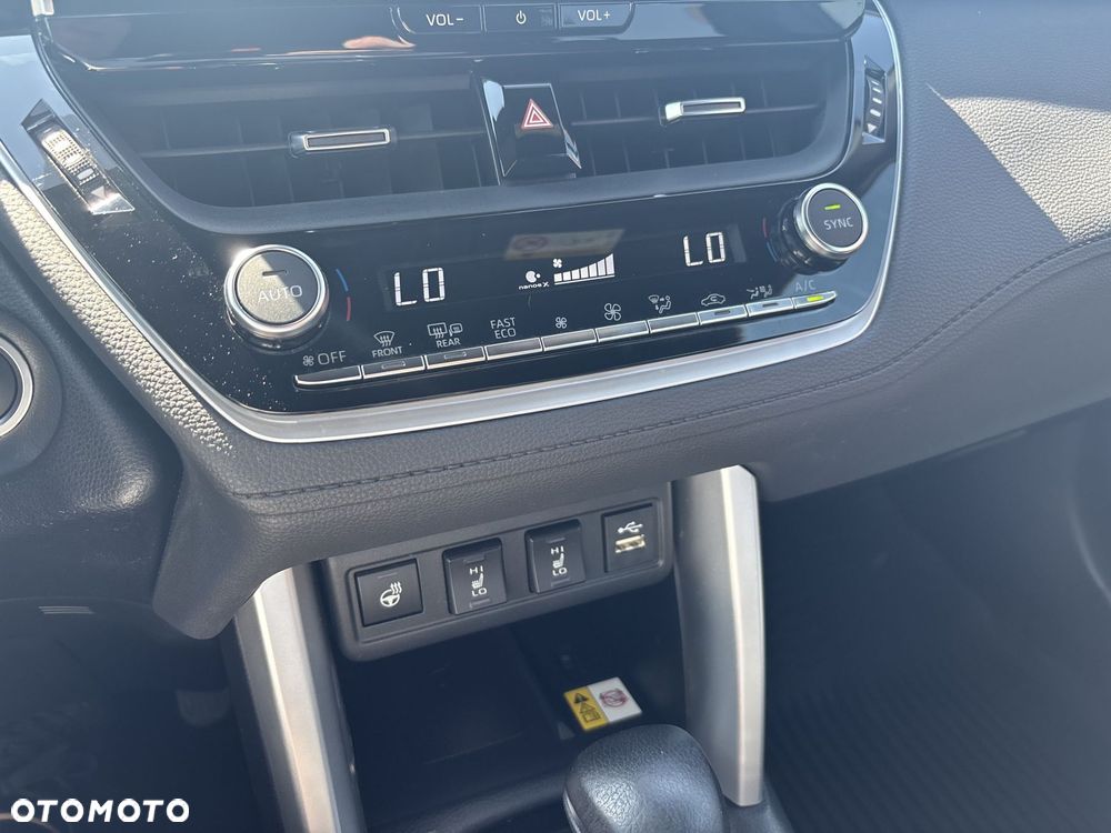 Toyota Corolla Cross 2.0 Hybrid Executive - 20