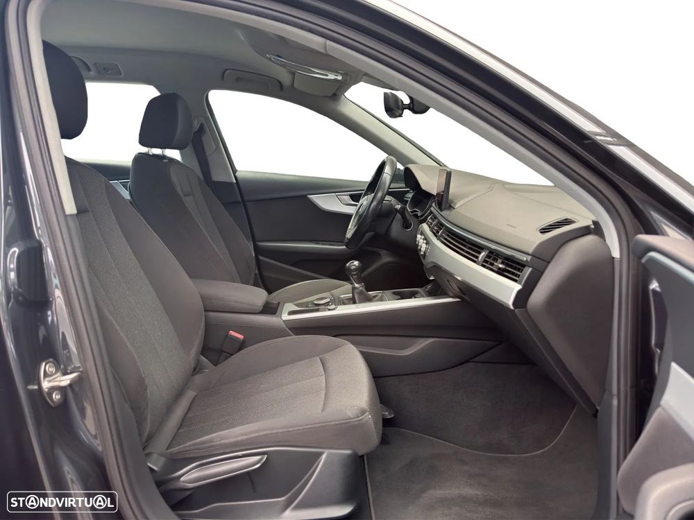 Audi A4 Avant 2.0 TDI Business Line - 10